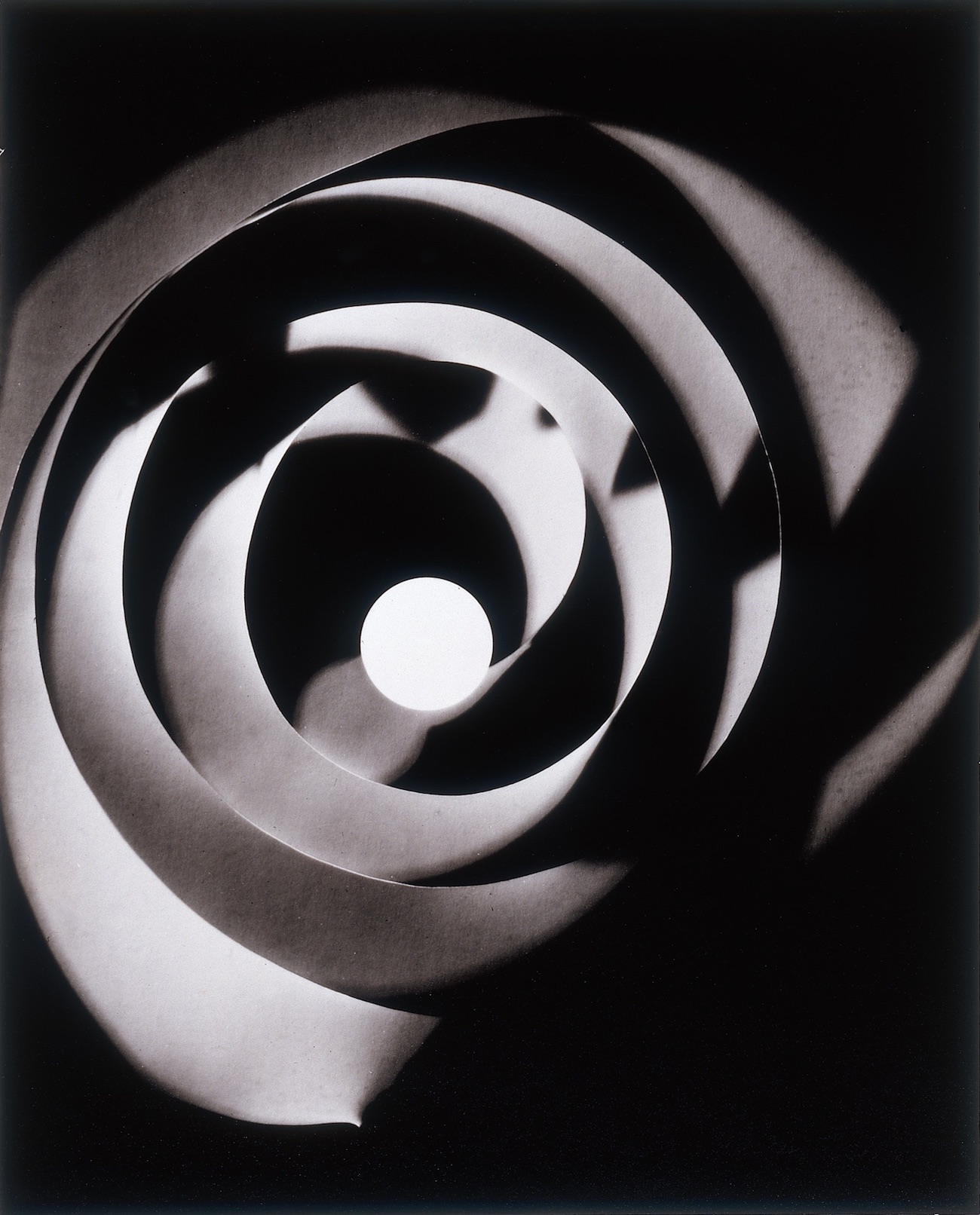 Man Ray, The Rayograph (1921-28) Impresión en gelatina de plata